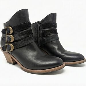 Poppy Barley Black Leather Triple Strap Buckle Bootie 8.5 Pointed Ankle Boots